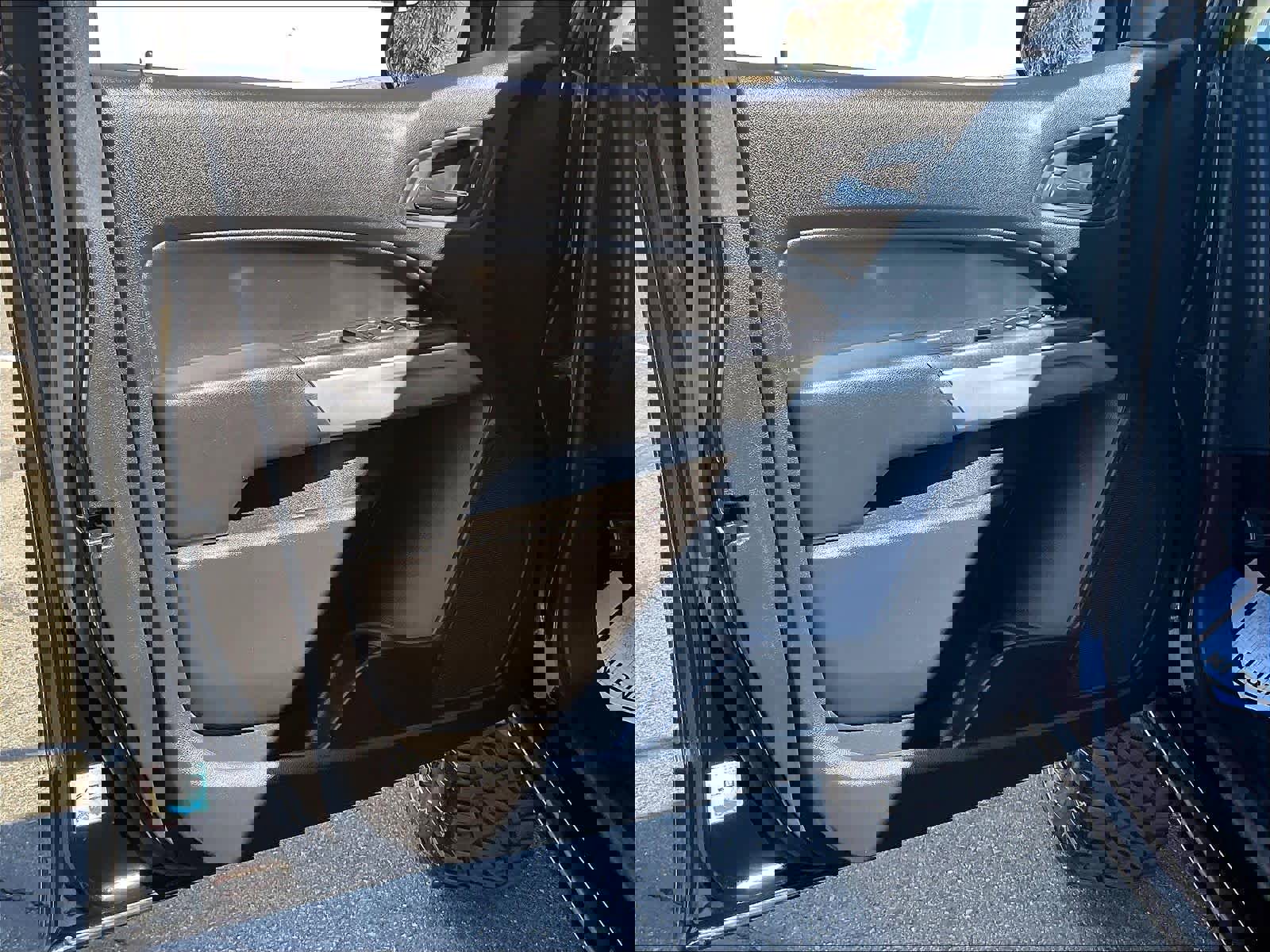 Used 2017 Chevrolet Colorado LT w/ LT Convenience Package image 24