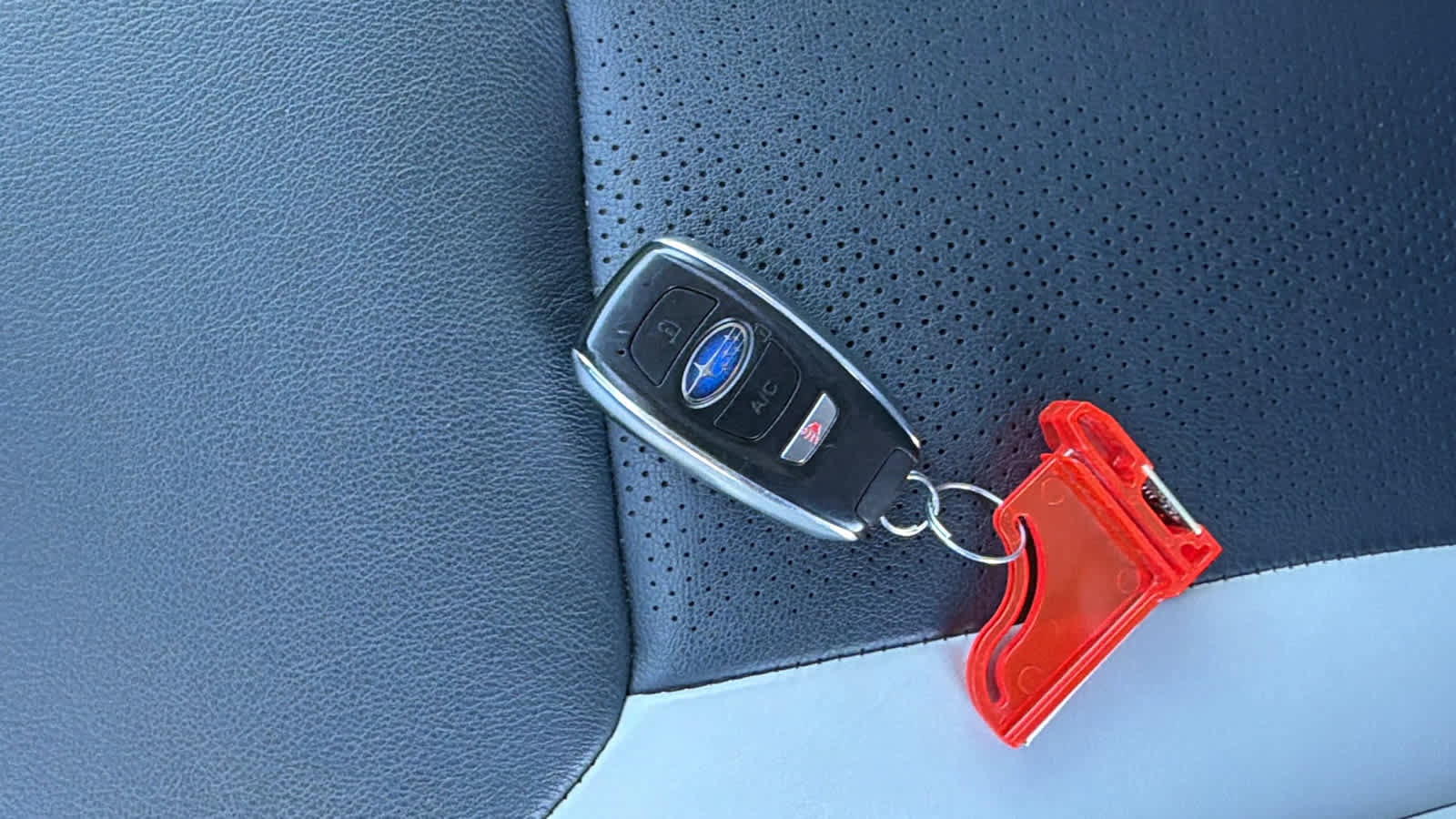 Used 2020 Subaru Crosstrek w/ Moonroof Package w/Navigation image 21