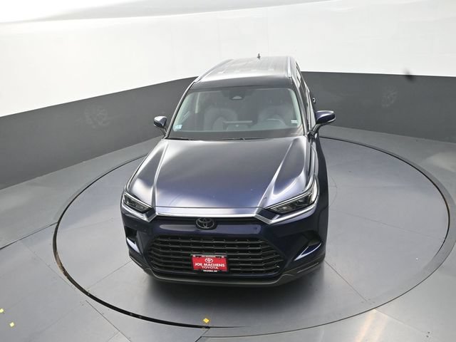 Used 2025 Toyota Grand Highlander AWD image 25