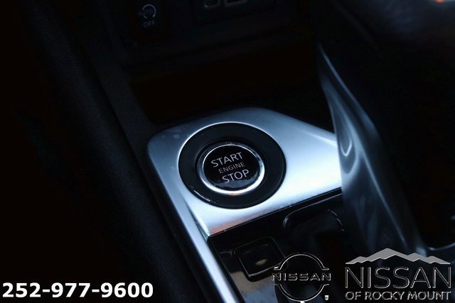 Used 2024 Nissan Sentra SV image 19