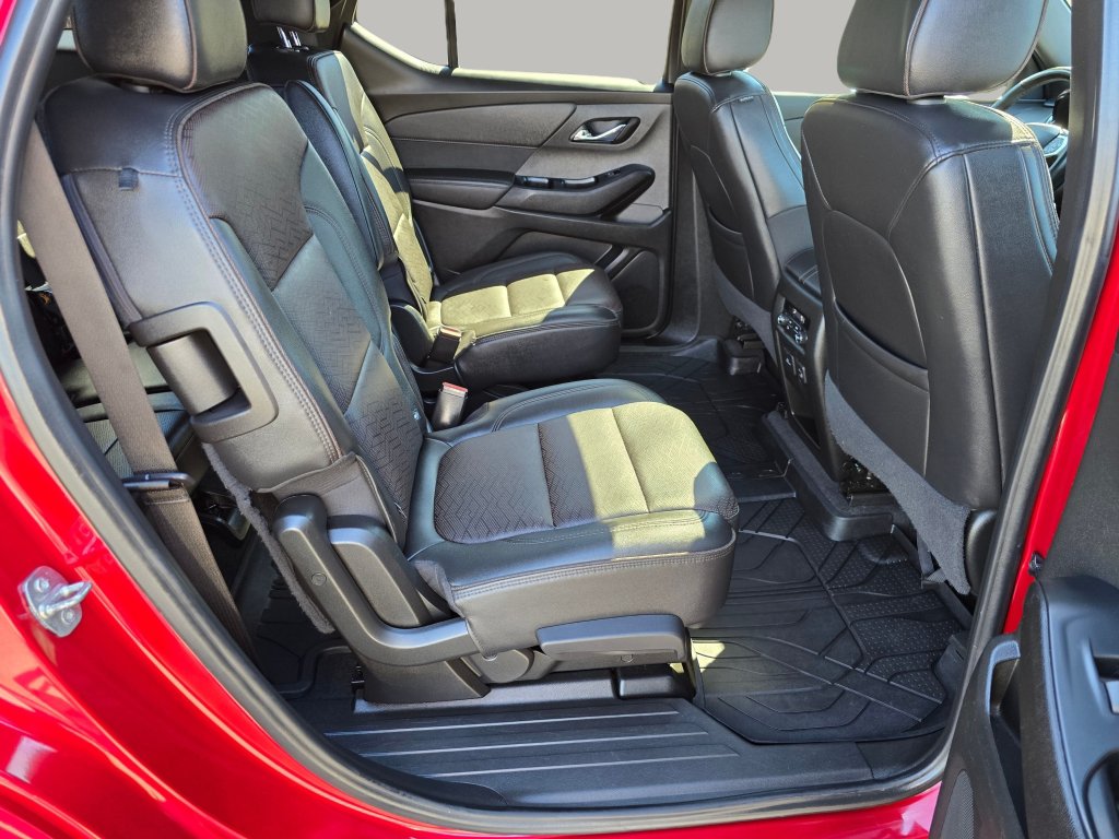 Used 2023 Chevrolet Traverse High Country w/ LPO, 'HIT The Road' Package AWD/4WD image 48