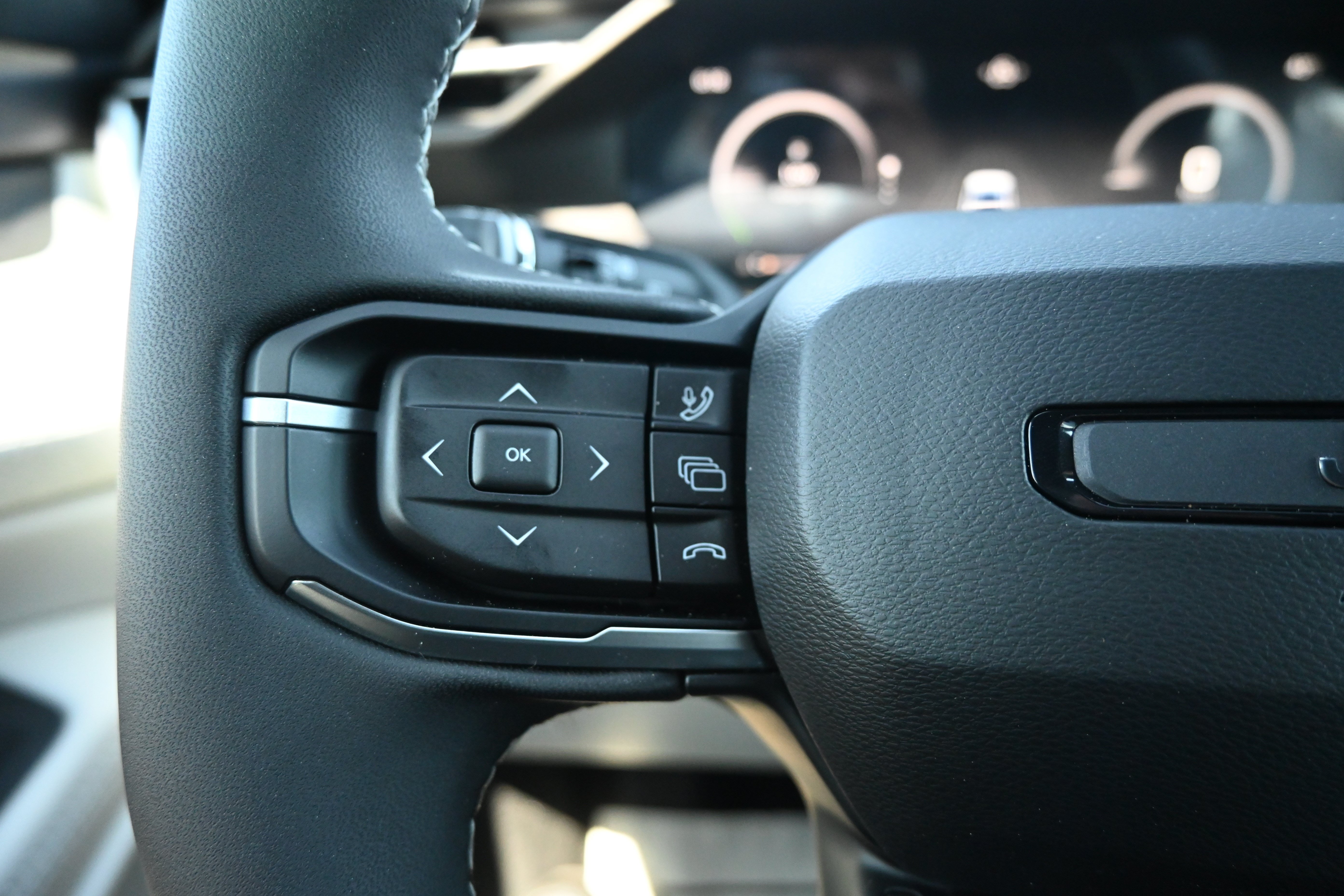 New 2026 Jeep Cherokee Laredo AWD/4WD image 18