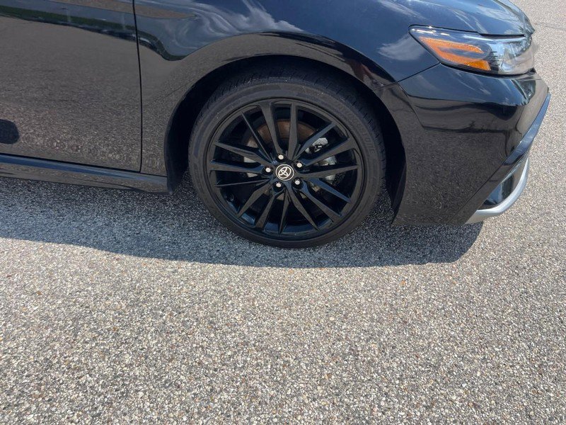 Used 2024 Toyota Camry XSE image 7