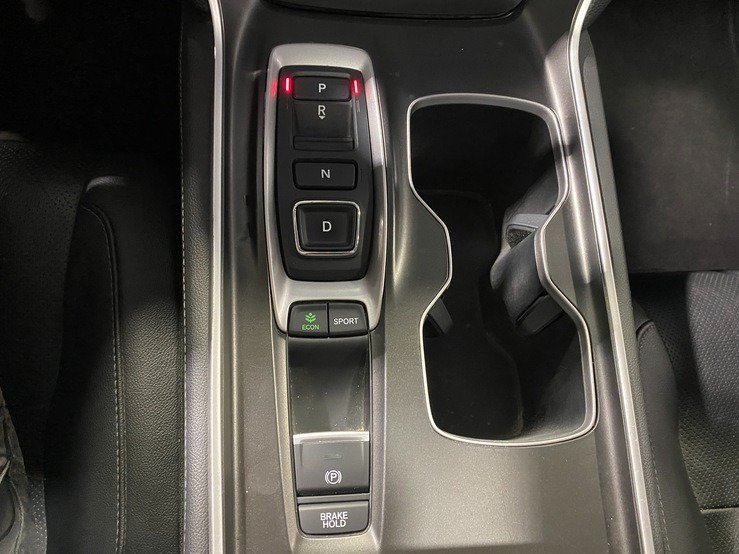 Used 2020 Honda Accord Touring image 23