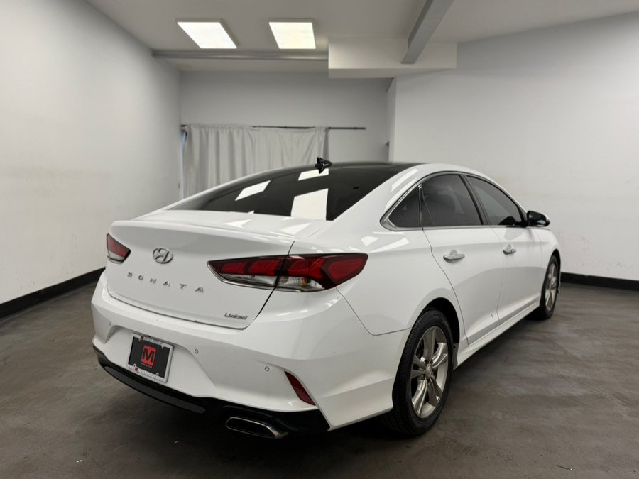 Used 2019 Hyundai Sonata Limited w/ Ultimate Package 04 FWD image 9