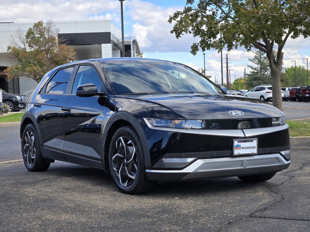Used 2024 Hyundai Ioniq 5 SEL AWD/4WD image 2