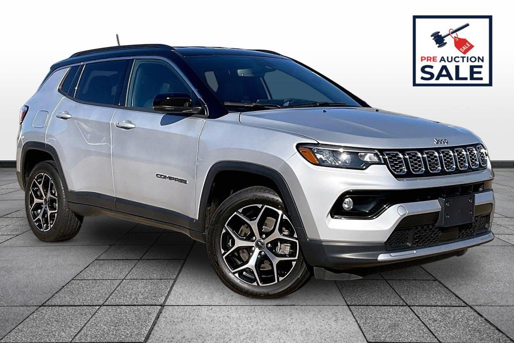 Used 2025 Jeep Compass Limited AWD/4WD image 2