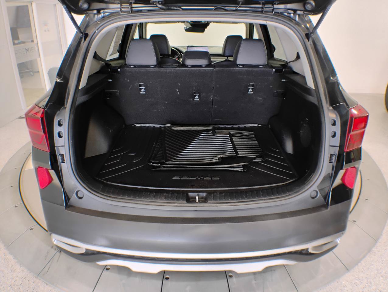 Used 2021 Kia Seltos SX AWD/4WD image 9