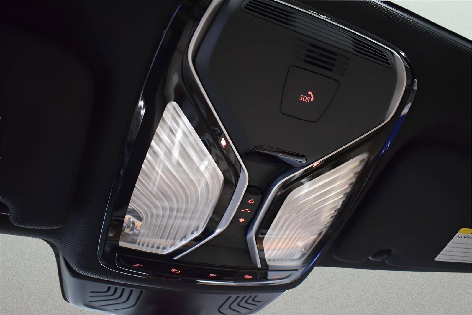 Used 2017 BMW 750i xDrive image 24