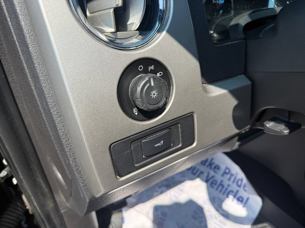 Used 2013 Ford F150 Lariat w/ Luxury Equipment Group AWD/4WD image 17