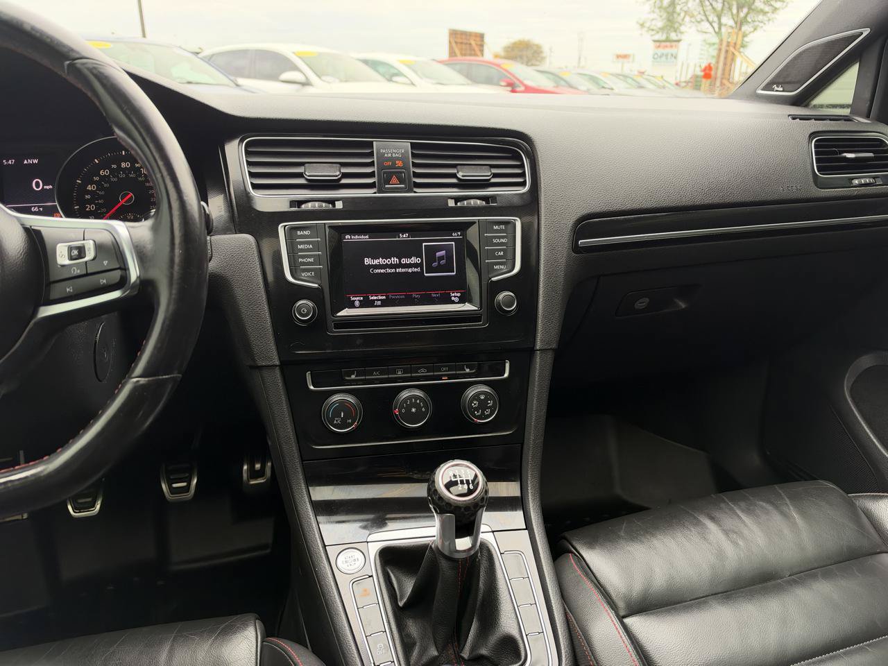 Used 2015 Volkswagen GTI SE w/ Lighting Package (SEL) FWD image 12