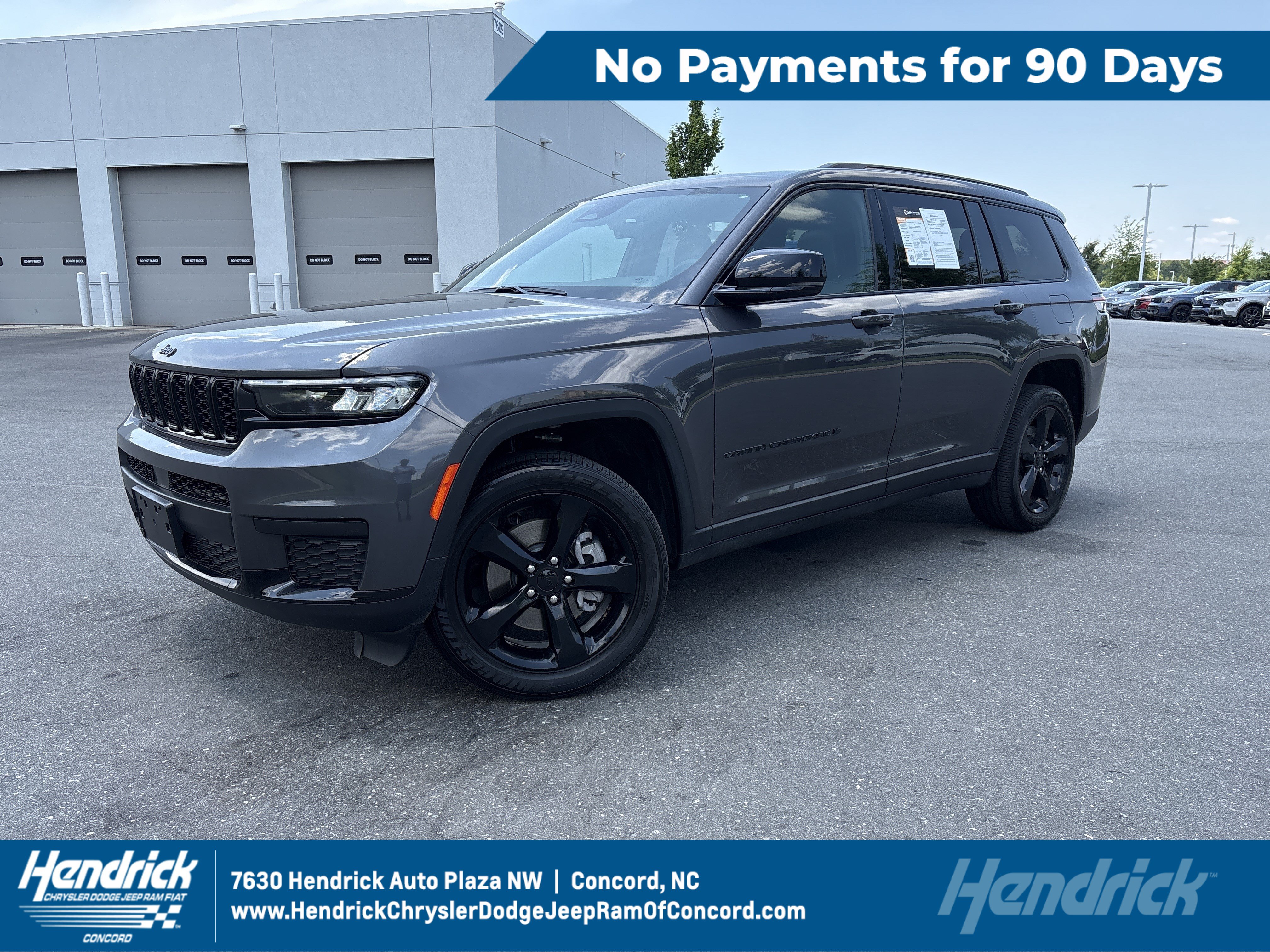 Used 2025 Jeep Grand Cherokee L Altitude AWD/4WD image 1