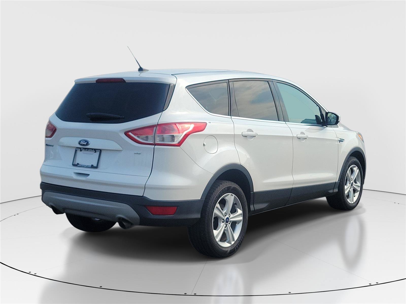 Used 2016 Ford Escape SE FWD image 4