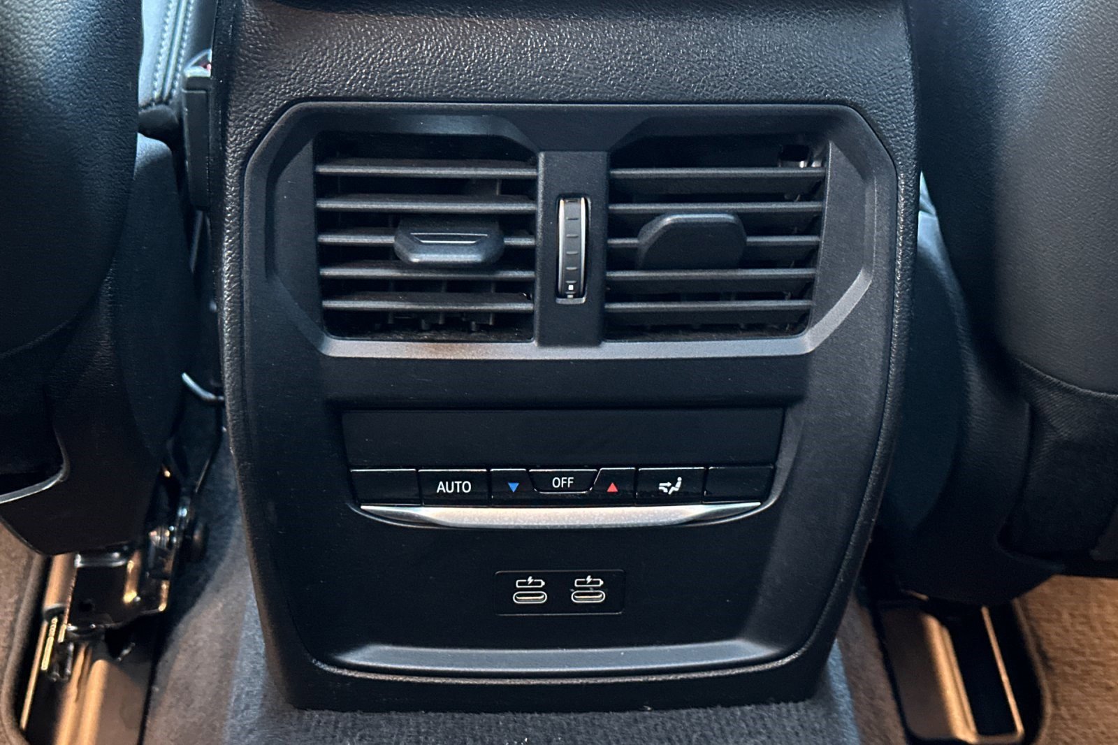 Certified 2024 BMW i4 eDrive35 w/ Convenience Package image 16