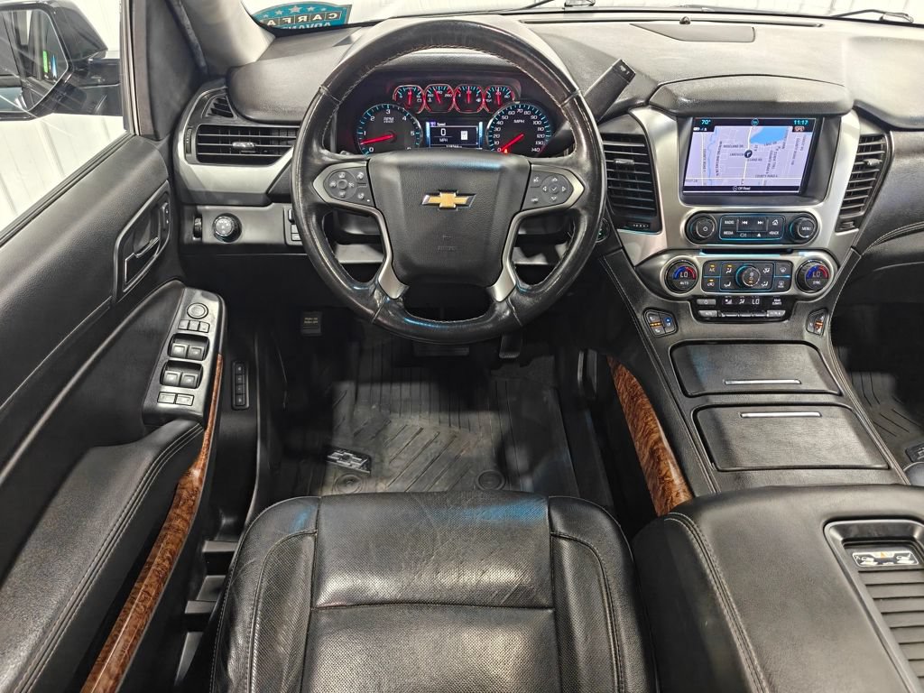 Used 2019 Chevrolet Suburban Premier RWD image 4