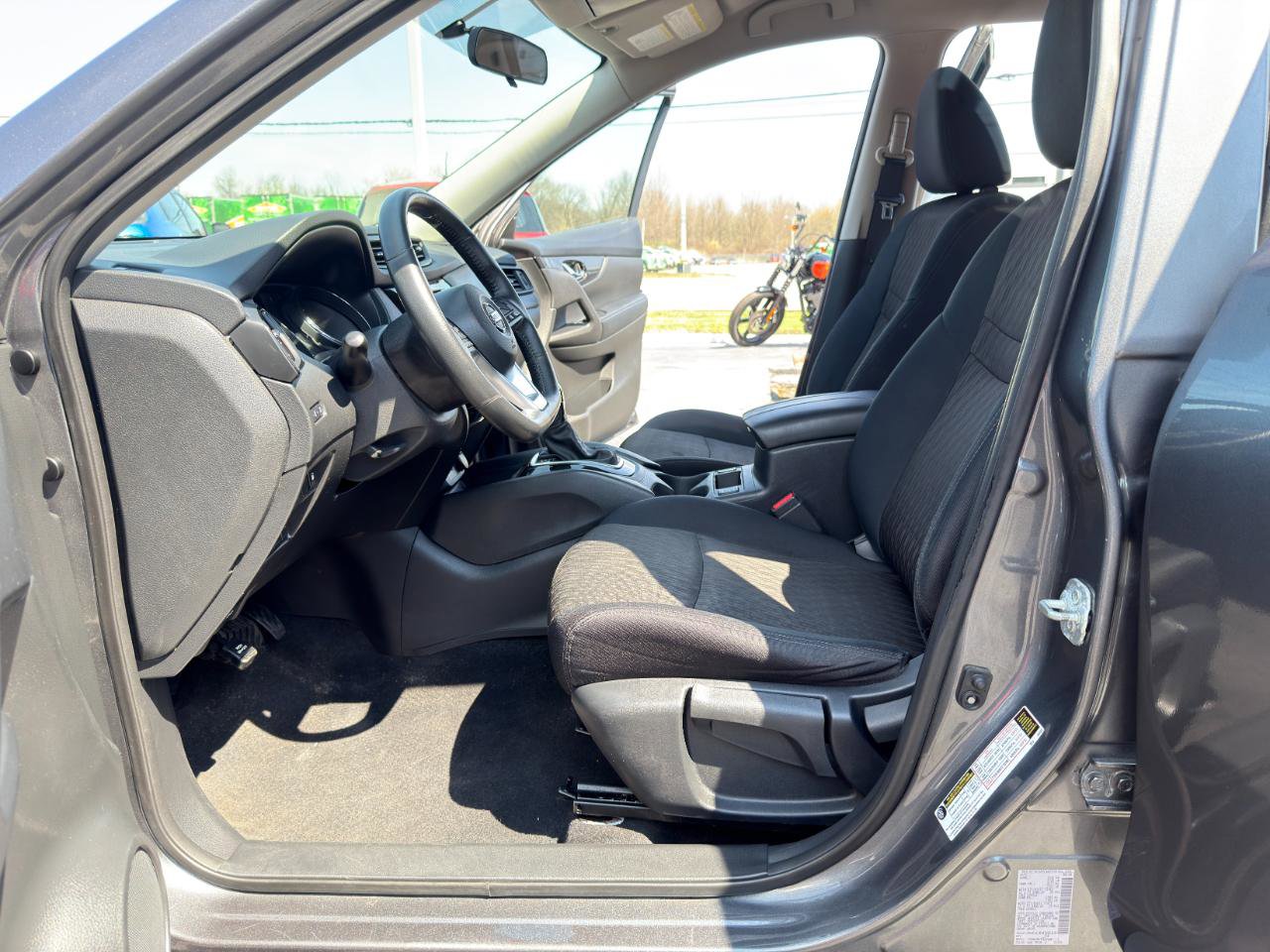 Used 2018 Nissan Rogue S w/ S Value Package image 17