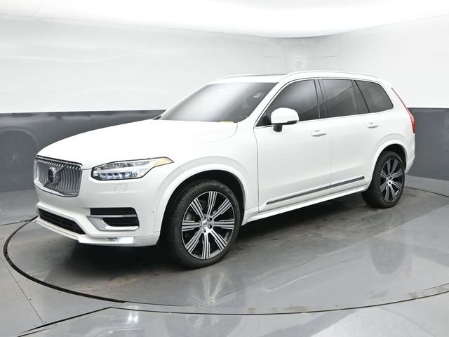 Used 2024 Volvo XC90 B6 Plus w/ Protection Package Premier AWD/4WD image 4