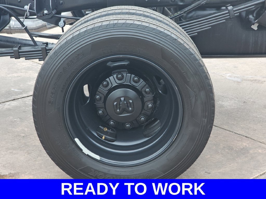New 2026 RAM 4500 Tradesman RWD image 36