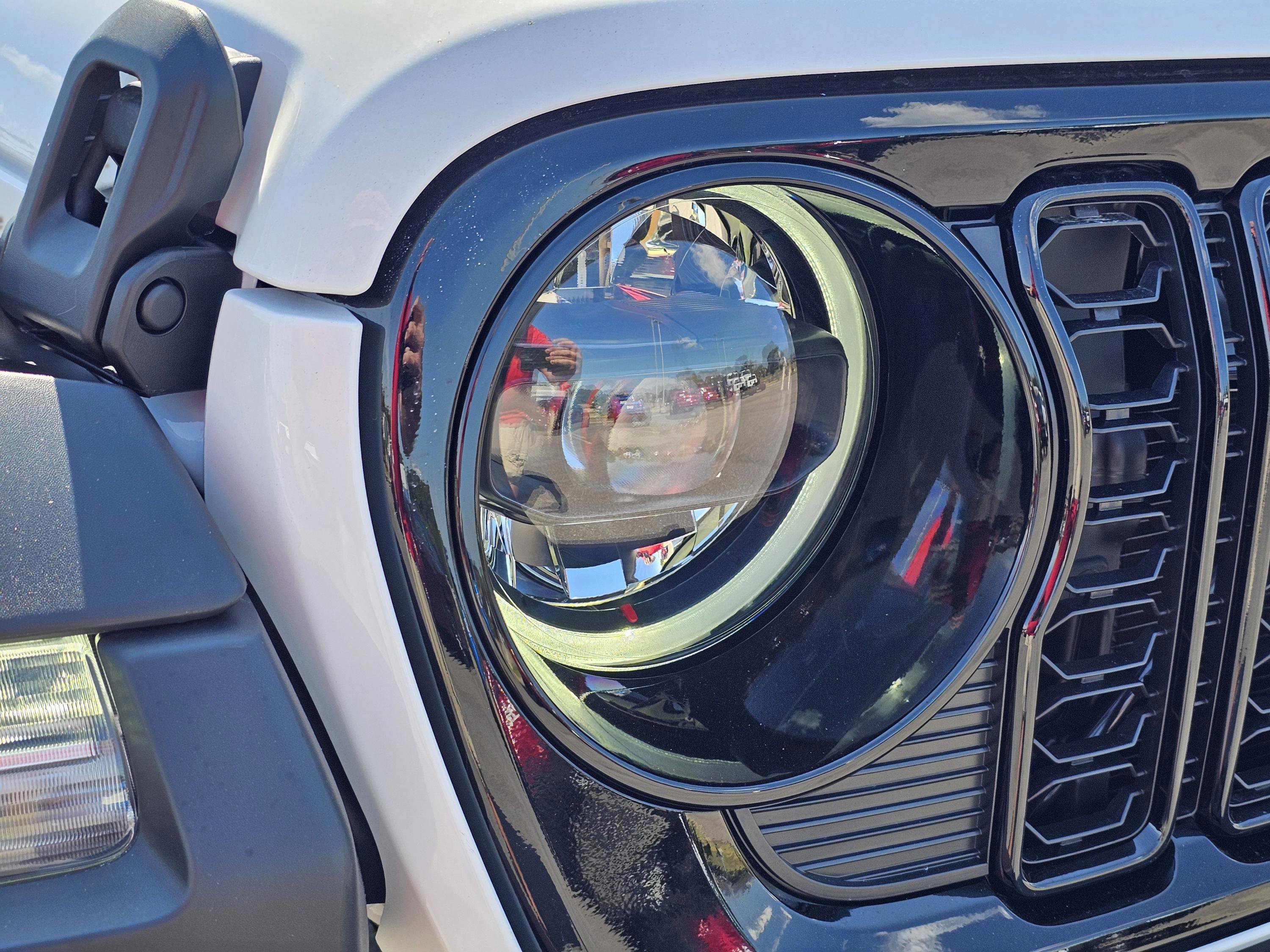 New 2025 Jeep Wrangler Unlimited Sport image 3