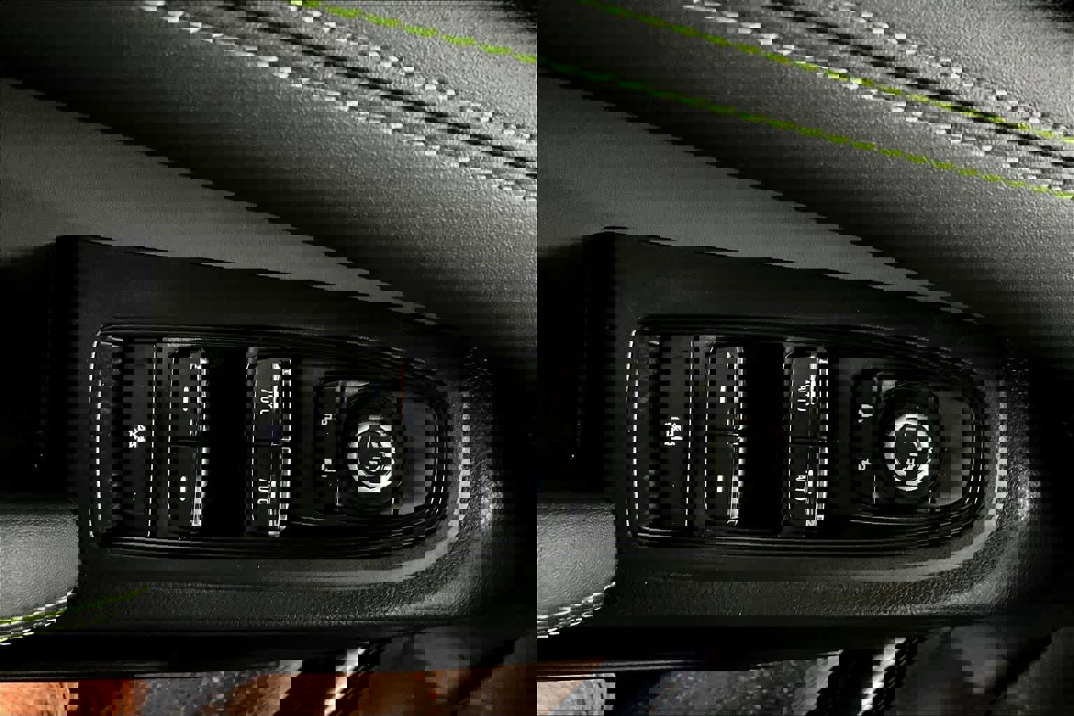 Used 2025 Subaru Ascent Onyx Edition image 32