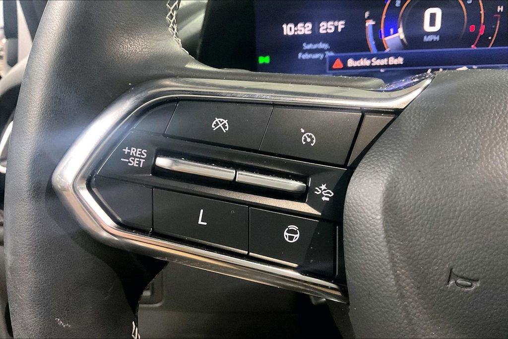 Used 2024 Chevrolet Traverse RS image 13