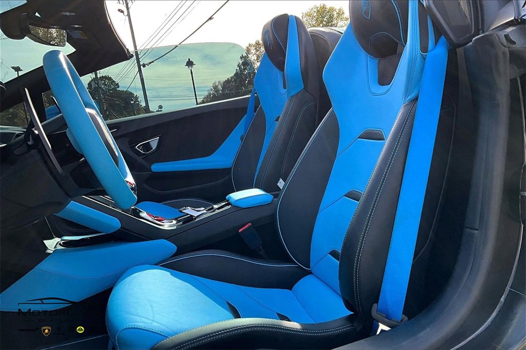 Used 2023 Lamborghini Huracan EVO image 21