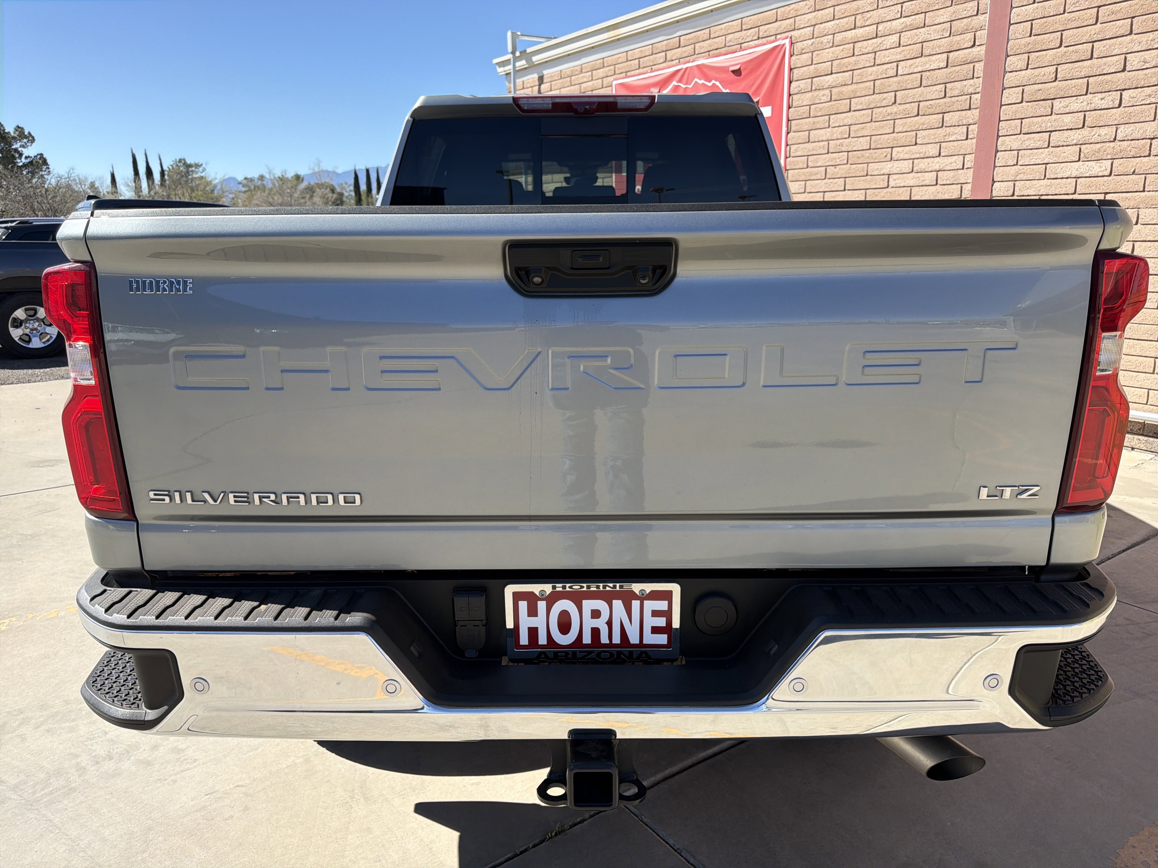 Used 2024 Chevrolet Silverado 2500 LTZ w/ LTZ Plus Package image 4