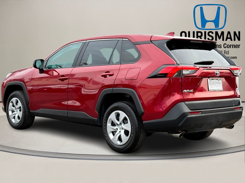 Used 2023 Toyota RAV4 LE image 4