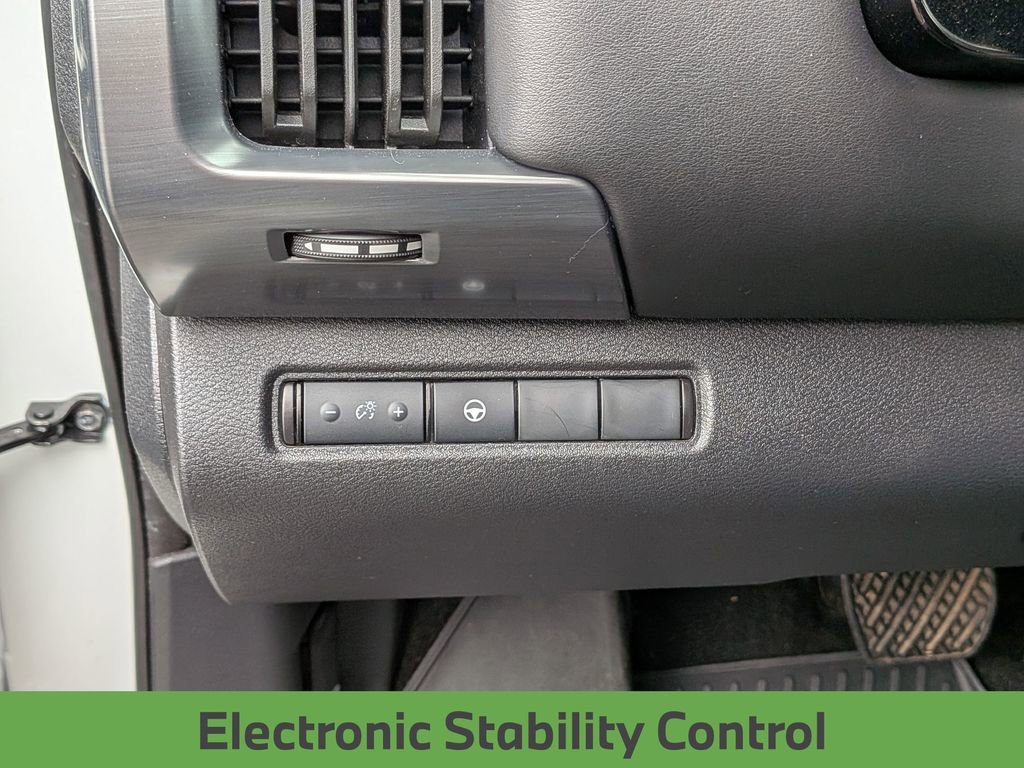 Used 2024 Nissan Pathfinder Rock Creek AWD/4WD image 18