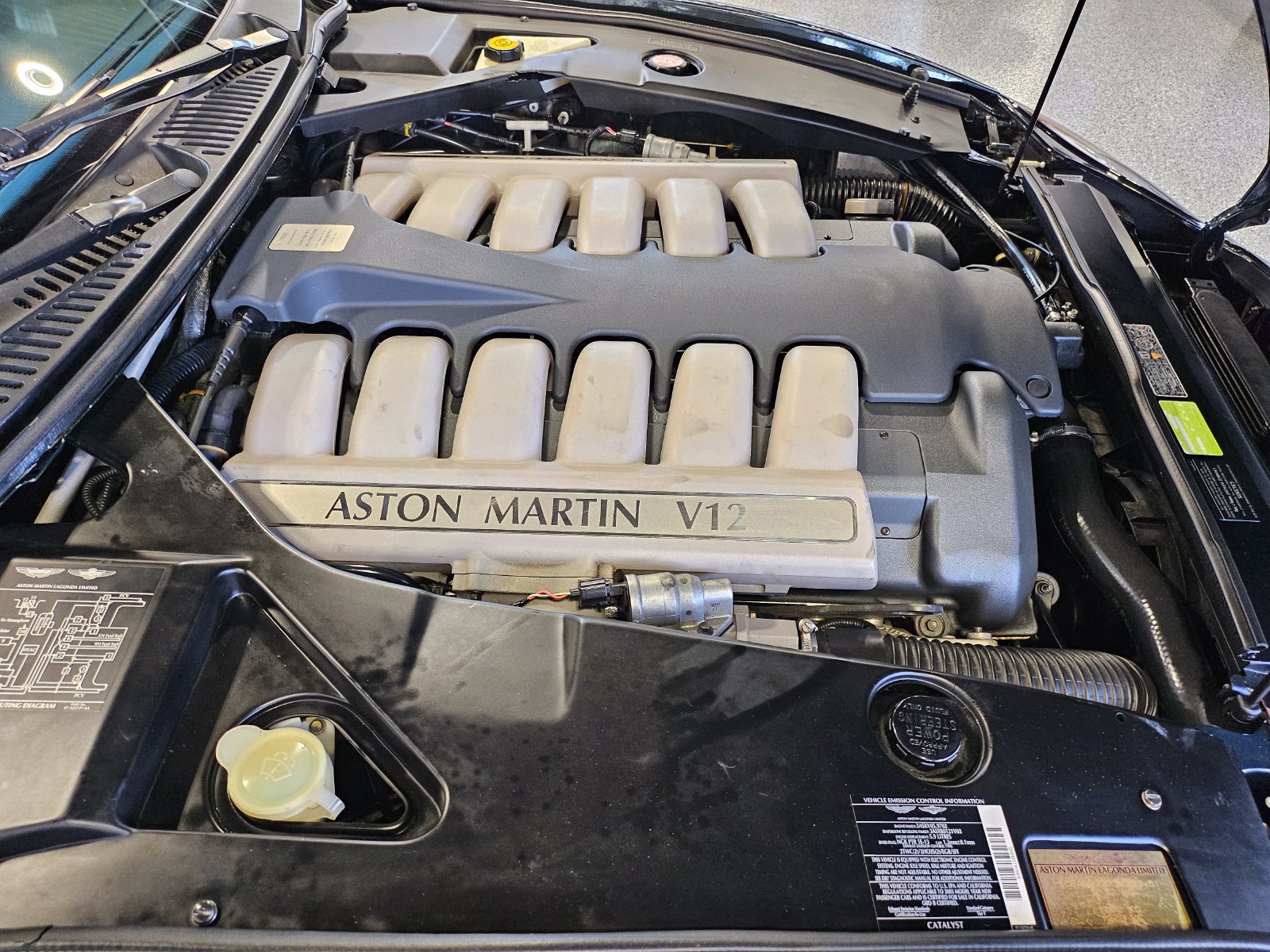 Used 2003 Aston Martin DB7 Vantage RWD image 35