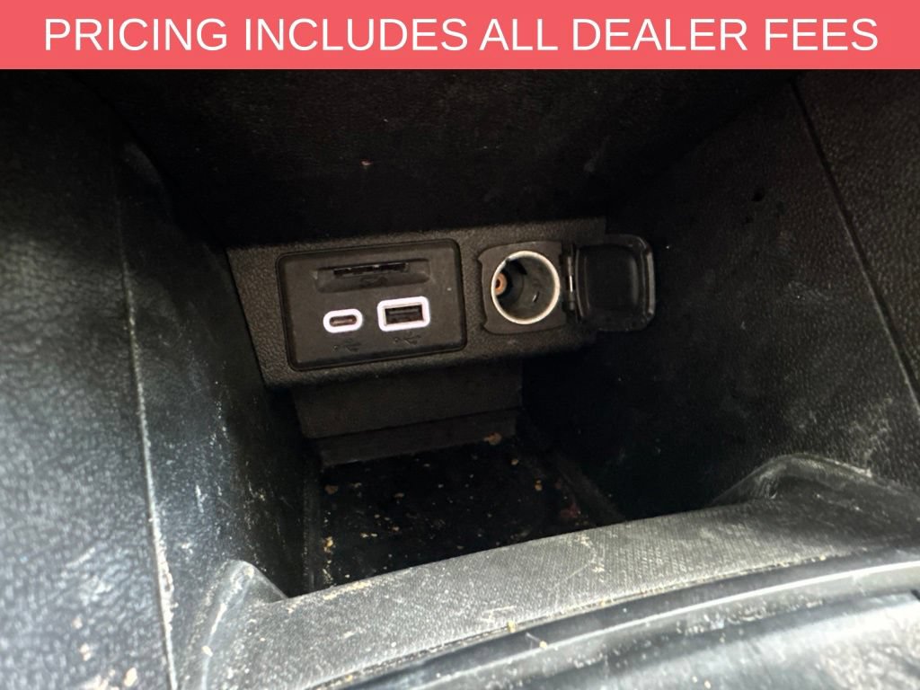 Used 2023 Chevrolet Bolt LT w/ Driver Confidence Package FWD image 9