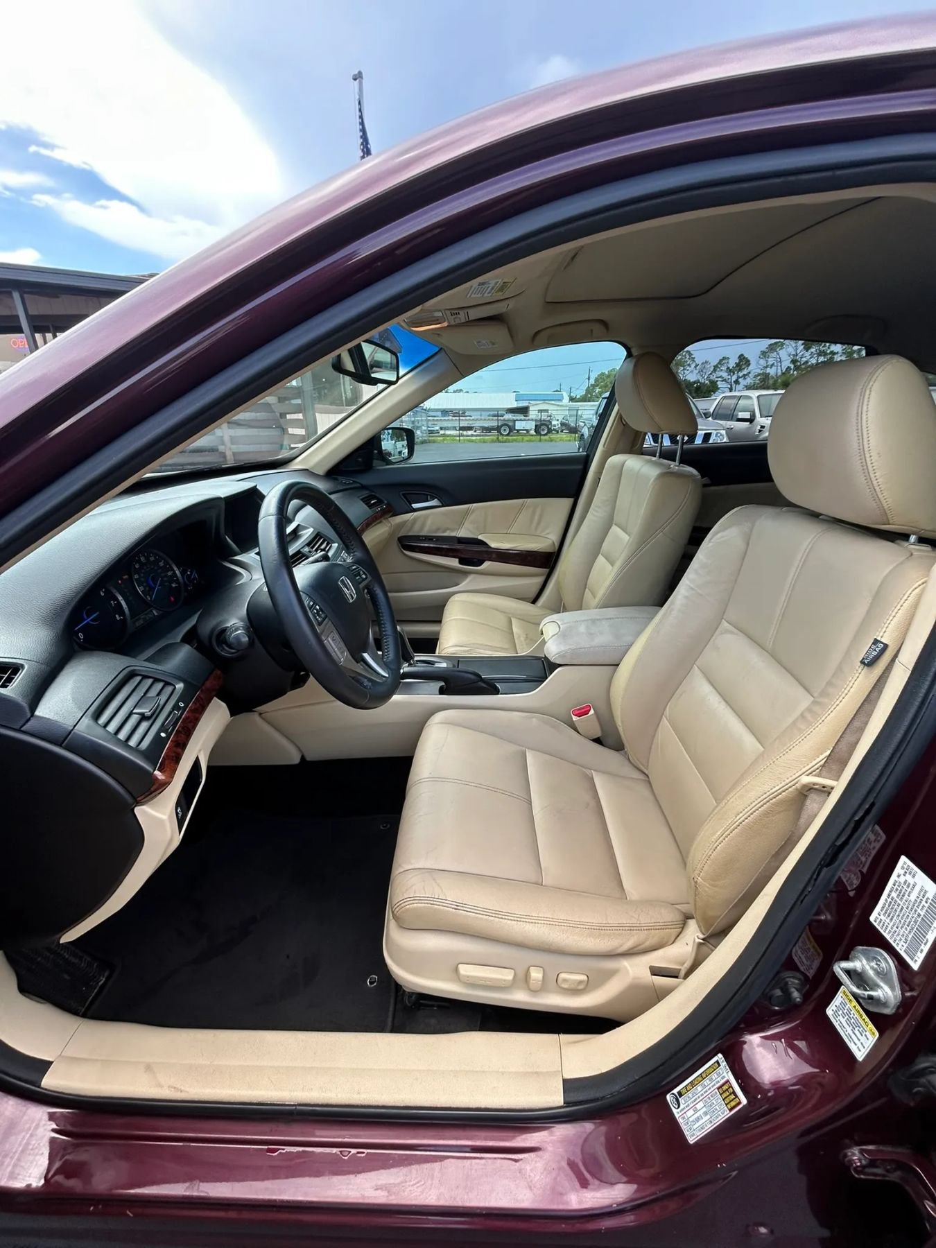 Used 2012 Honda Crosstour EX-L image 28