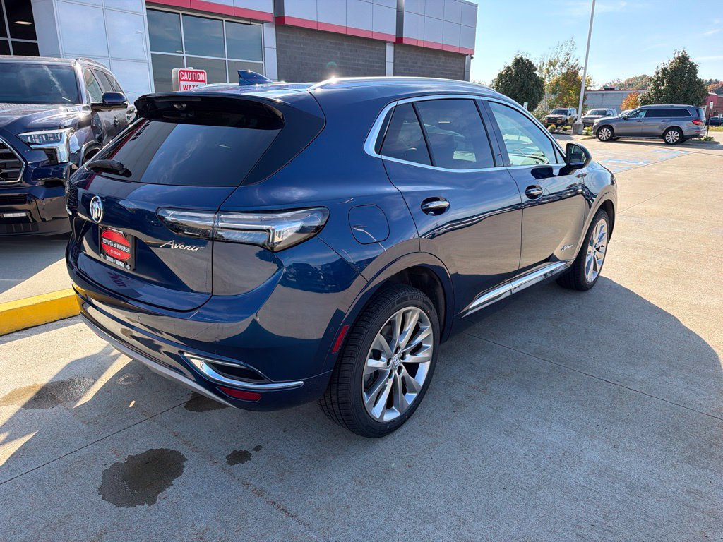 Used 2023 Buick Envision Avenir FWD image 4
