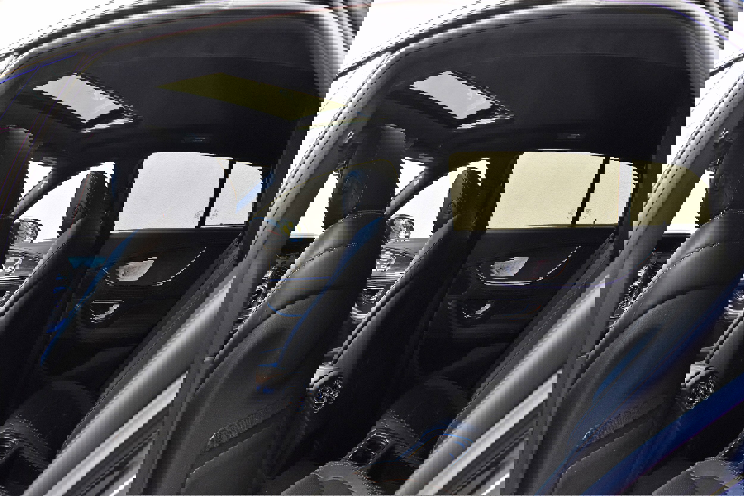 Used 2022 Mercedes-Benz AMG GT 43 image 28