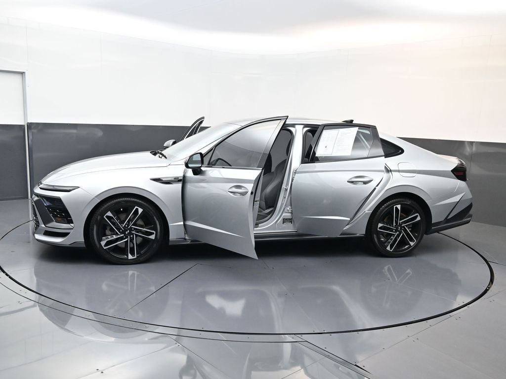 Certified 2025 Hyundai Sonata N Line FWD image 35