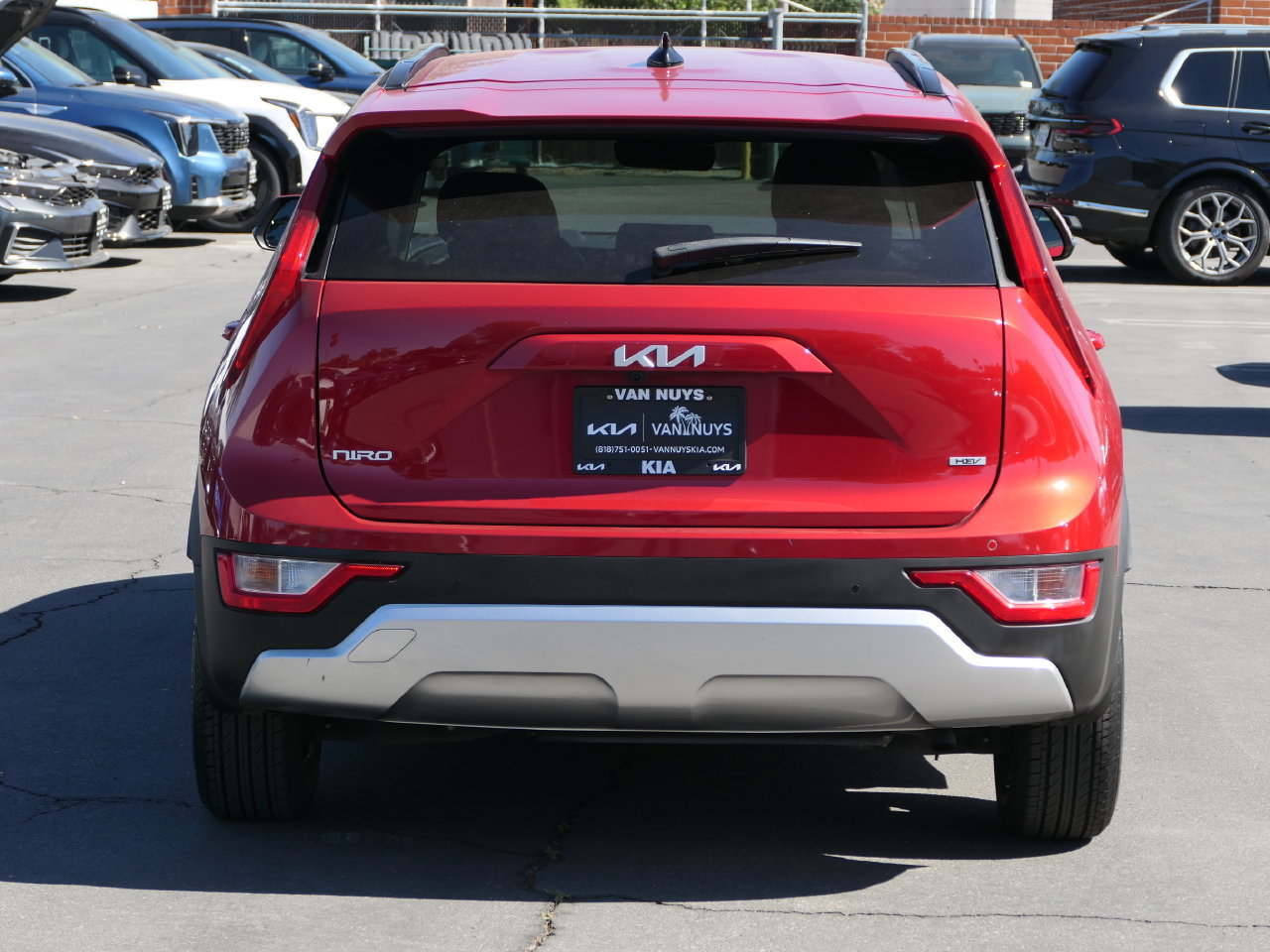 Certified 2024 Kia Niro EX FWD image 4