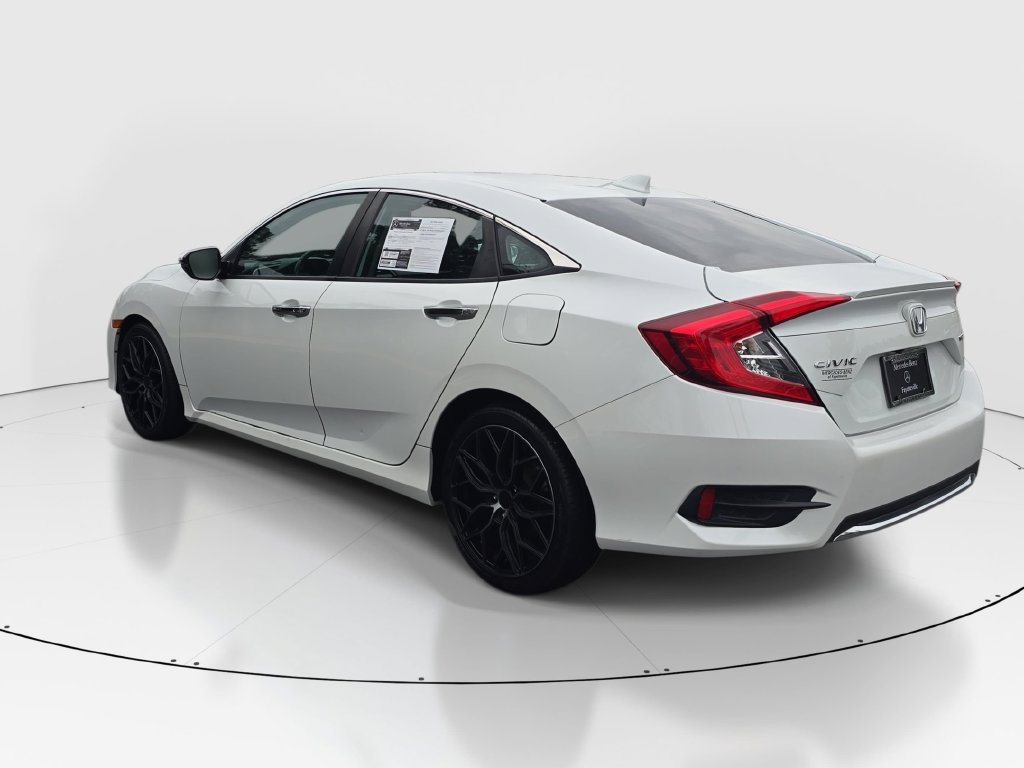 Used 2019 Honda Civic Touring image 7