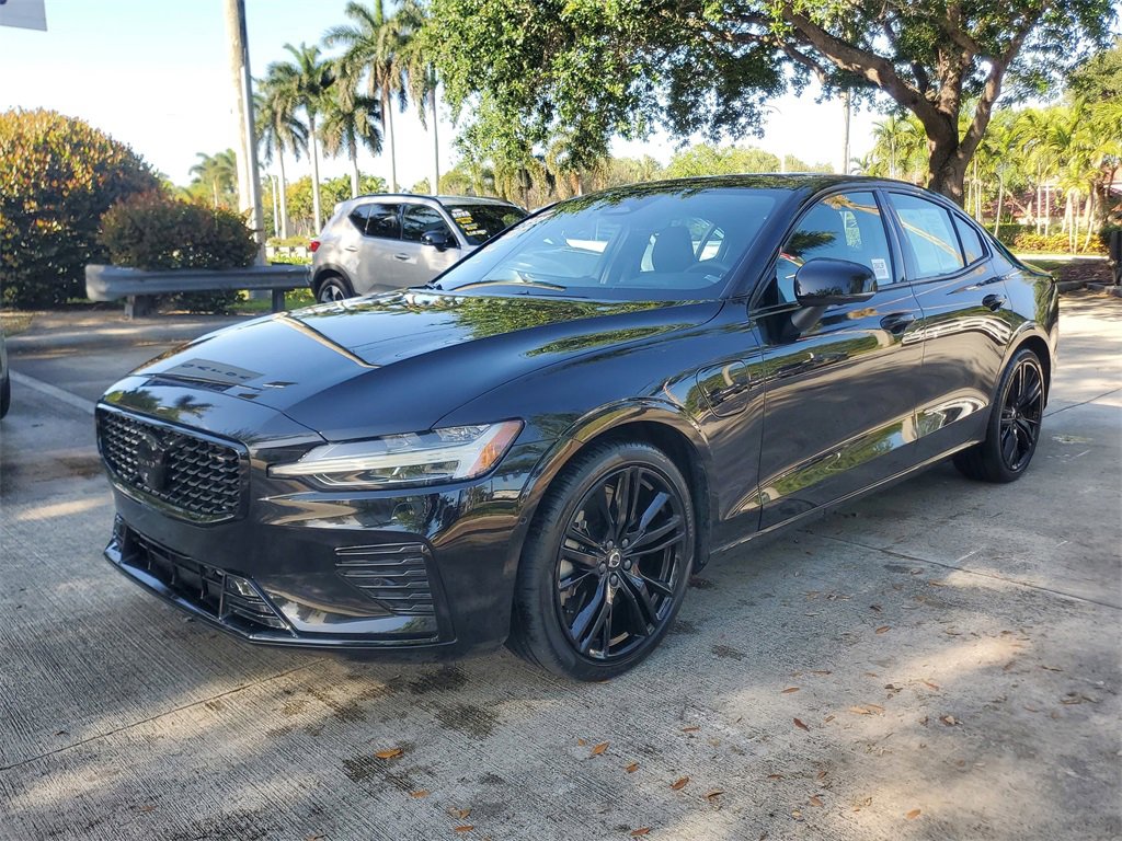 Certified 2025 Volvo S60 T8 Ultra image 3