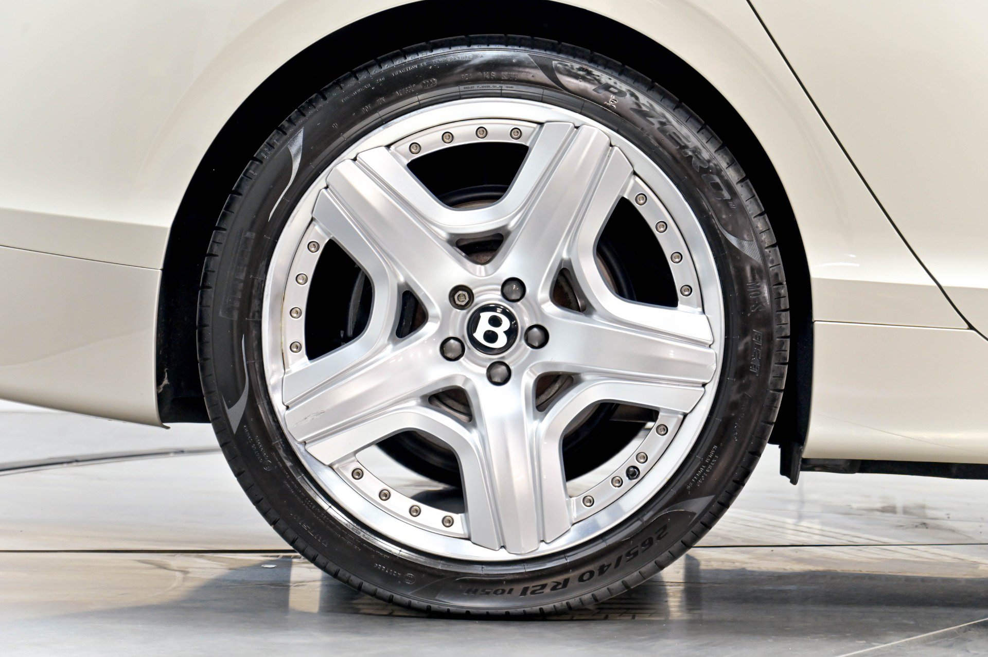 Used 2015 Bentley Flying Spur W12 AWD/4WD image 26