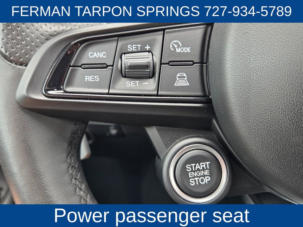 Used 2024 Alfa Romeo Tonale Veloce w/ Premium Interior Package AWD/4WD image 33
