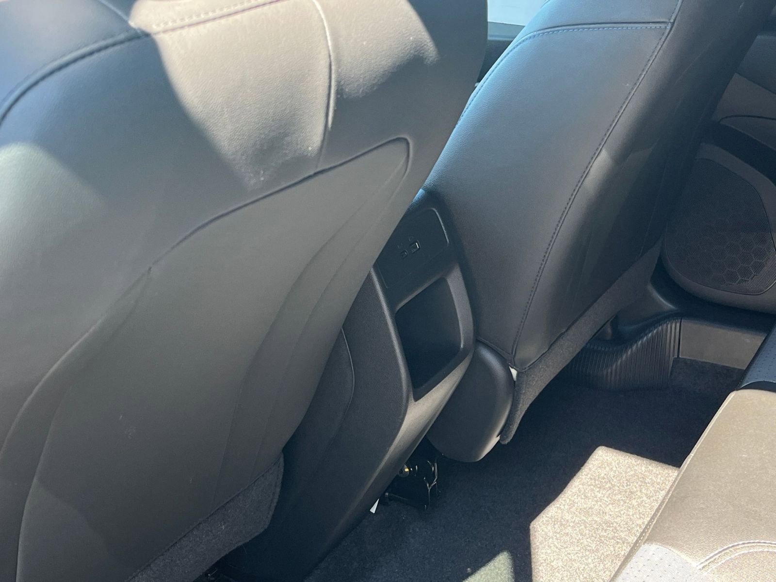 Used 2025 Chevrolet Trax LT FWD image 23