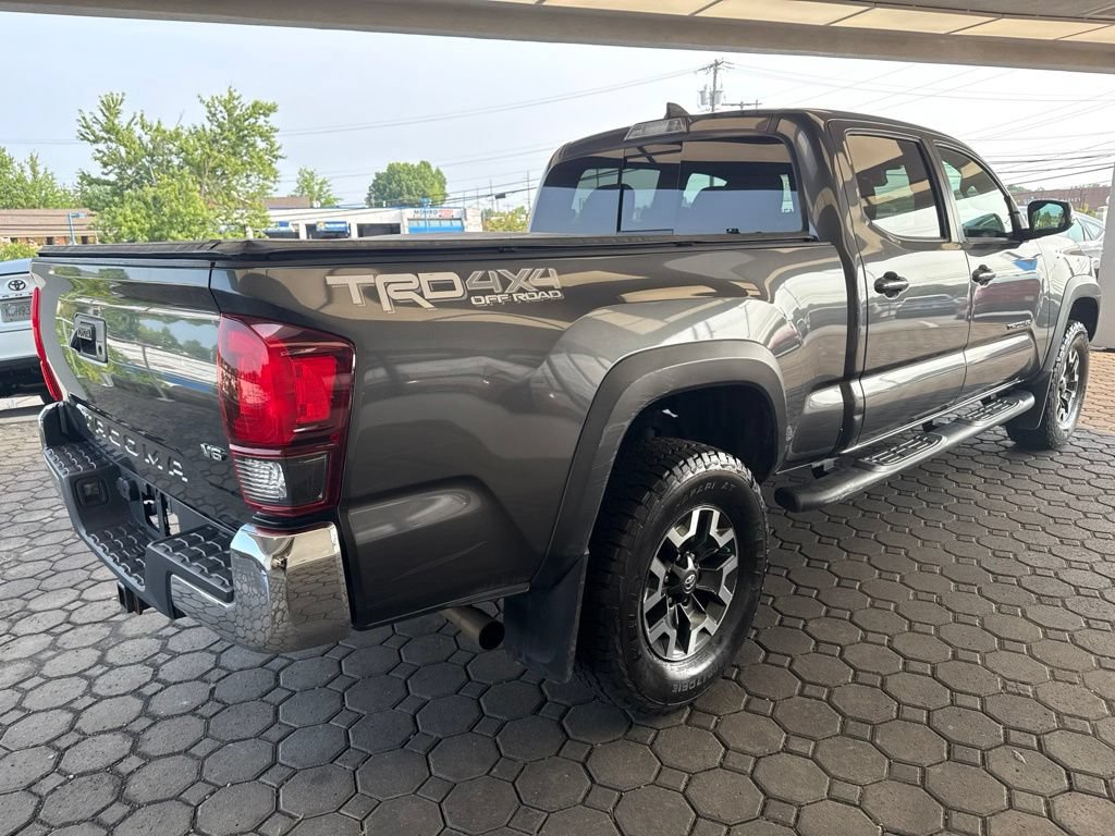 Used 2018 Toyota Tacoma TRD Off-Road AWD/4WD image 6