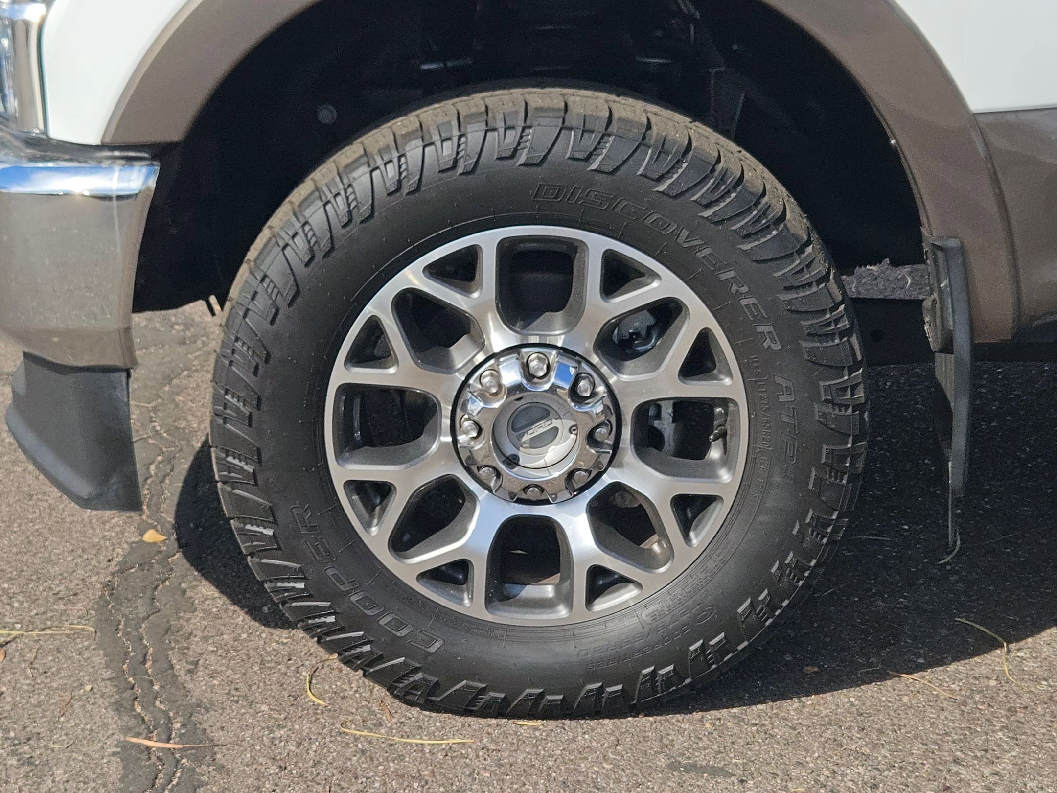 Used 2020 Ford F350 Lariat w/ Lariat Ultimate Package image 10