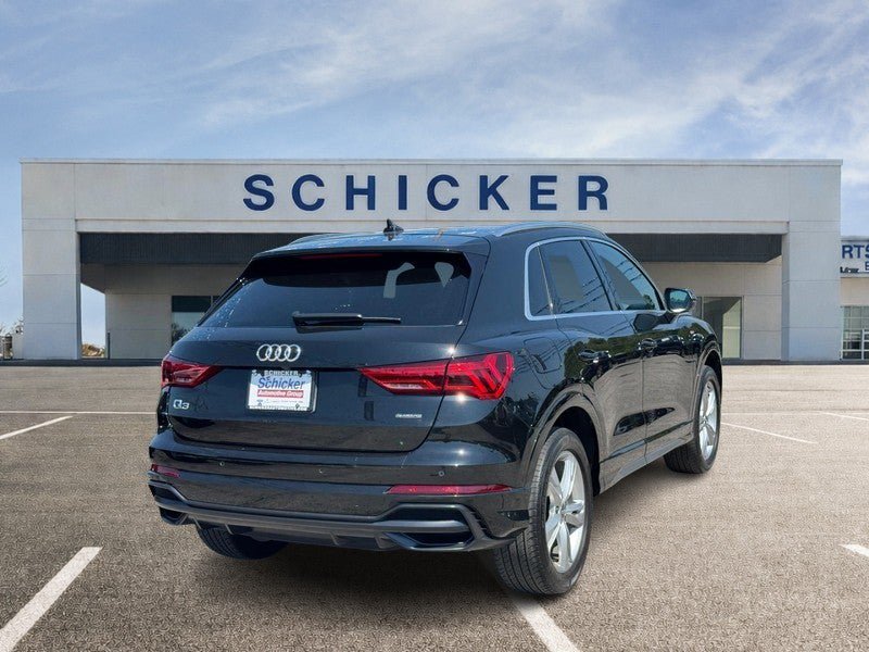 Used 2020 Audi Q3 2.0T Premium AWD/4WD image 3