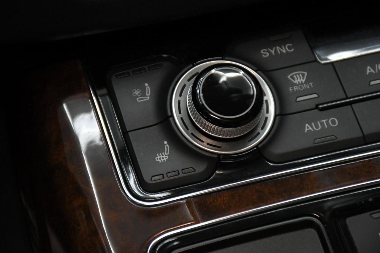 Used 2013 Audi S8 AWD/4WD image 28