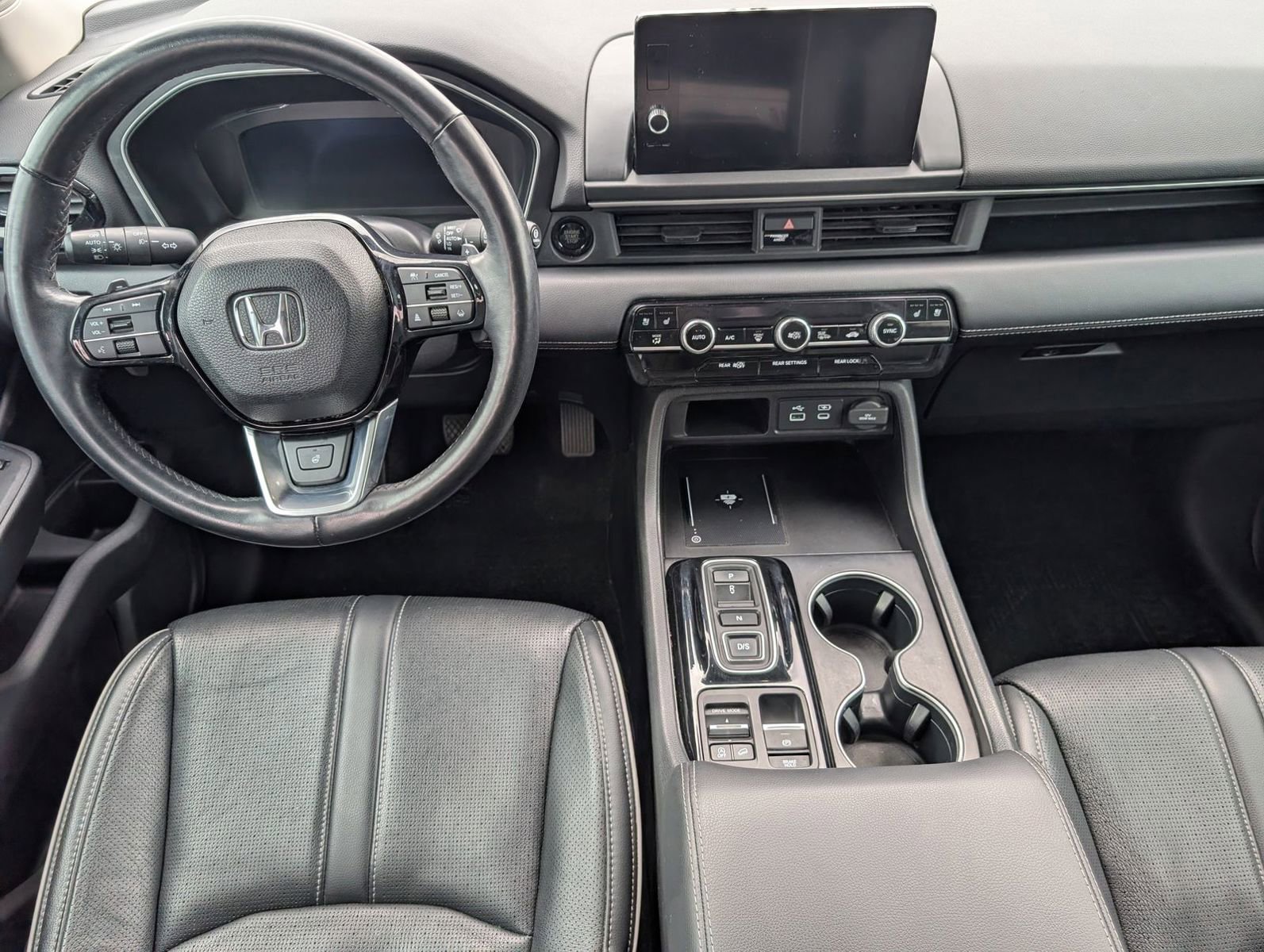 Used 2023 Honda Pilot Elite image 10