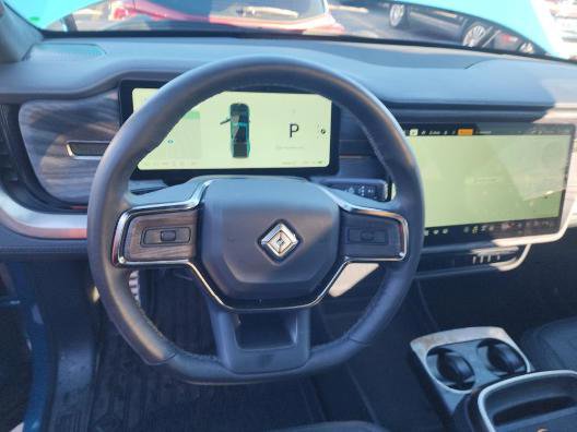 Used 2022 Rivian R1T Adventure image 9