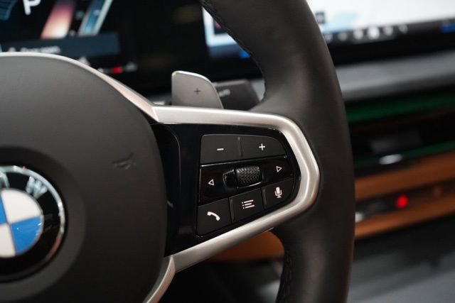 Used 2025 BMW 330i xDrive Sedan w/ M Sport Package image 22