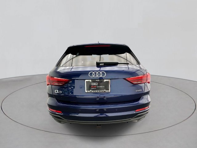 Used 2023 Audi Q3 2.0T Premium Plus w/ Premium Plus Package AWD/4WD image 4