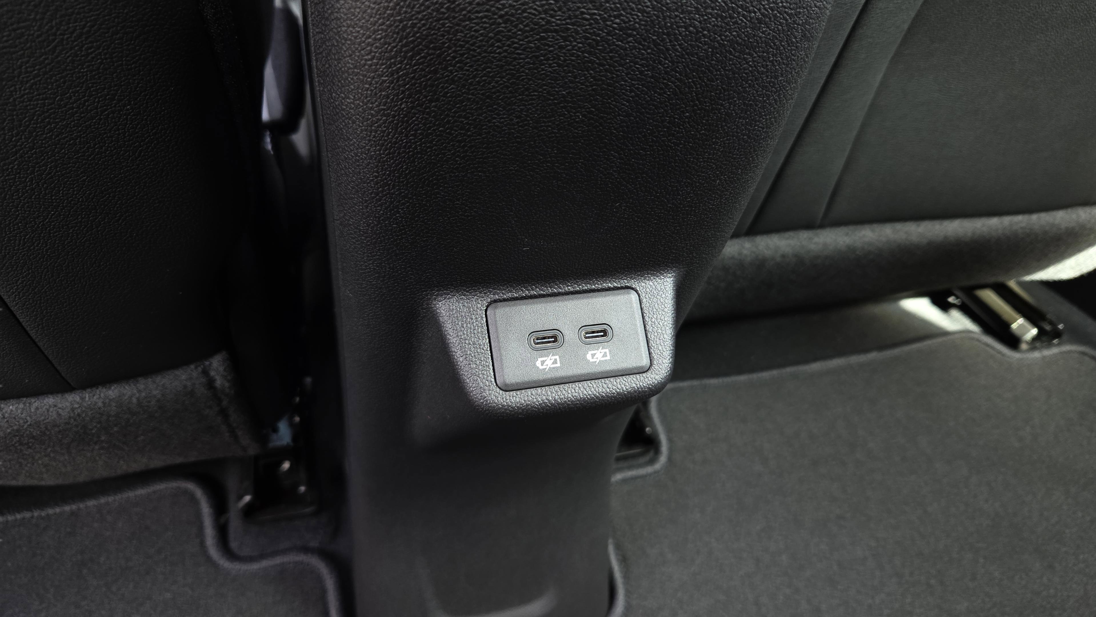 New 2027 Chevrolet Bolt RS w/ Technology Package image 21